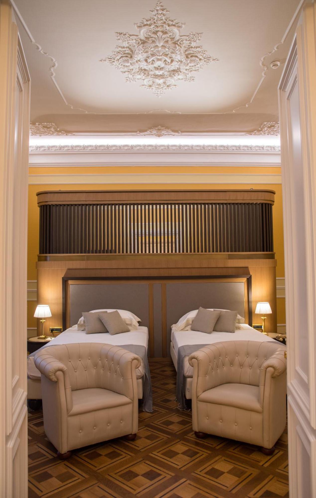 Hotel Bristol Palace Genova Esterno foto