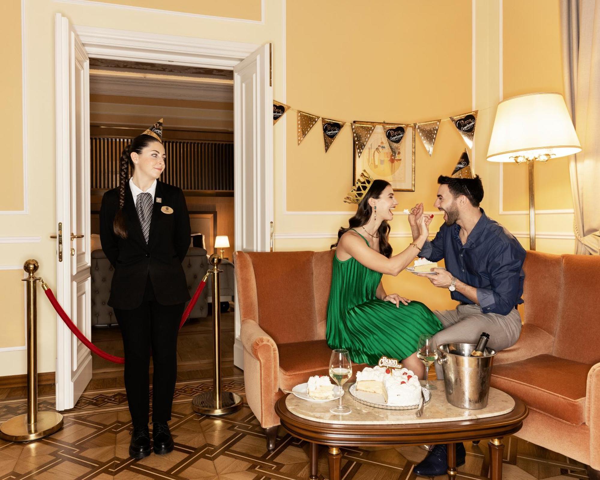 Hotel Bristol Palace Genova Esterno foto