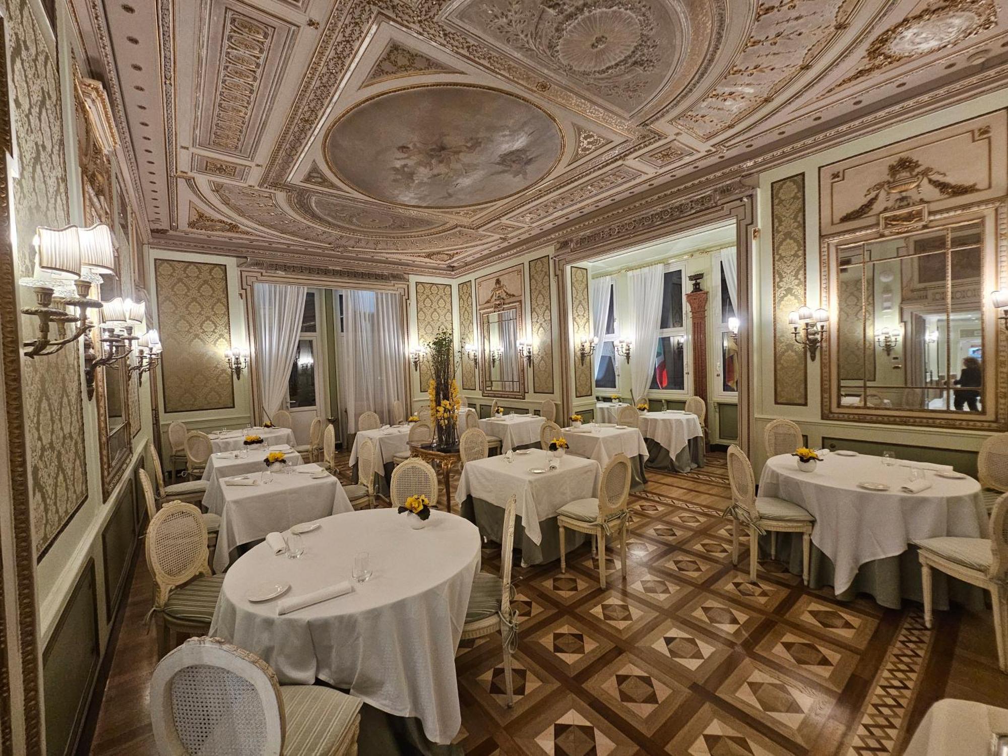 Hotel Bristol Palace Genova Esterno foto